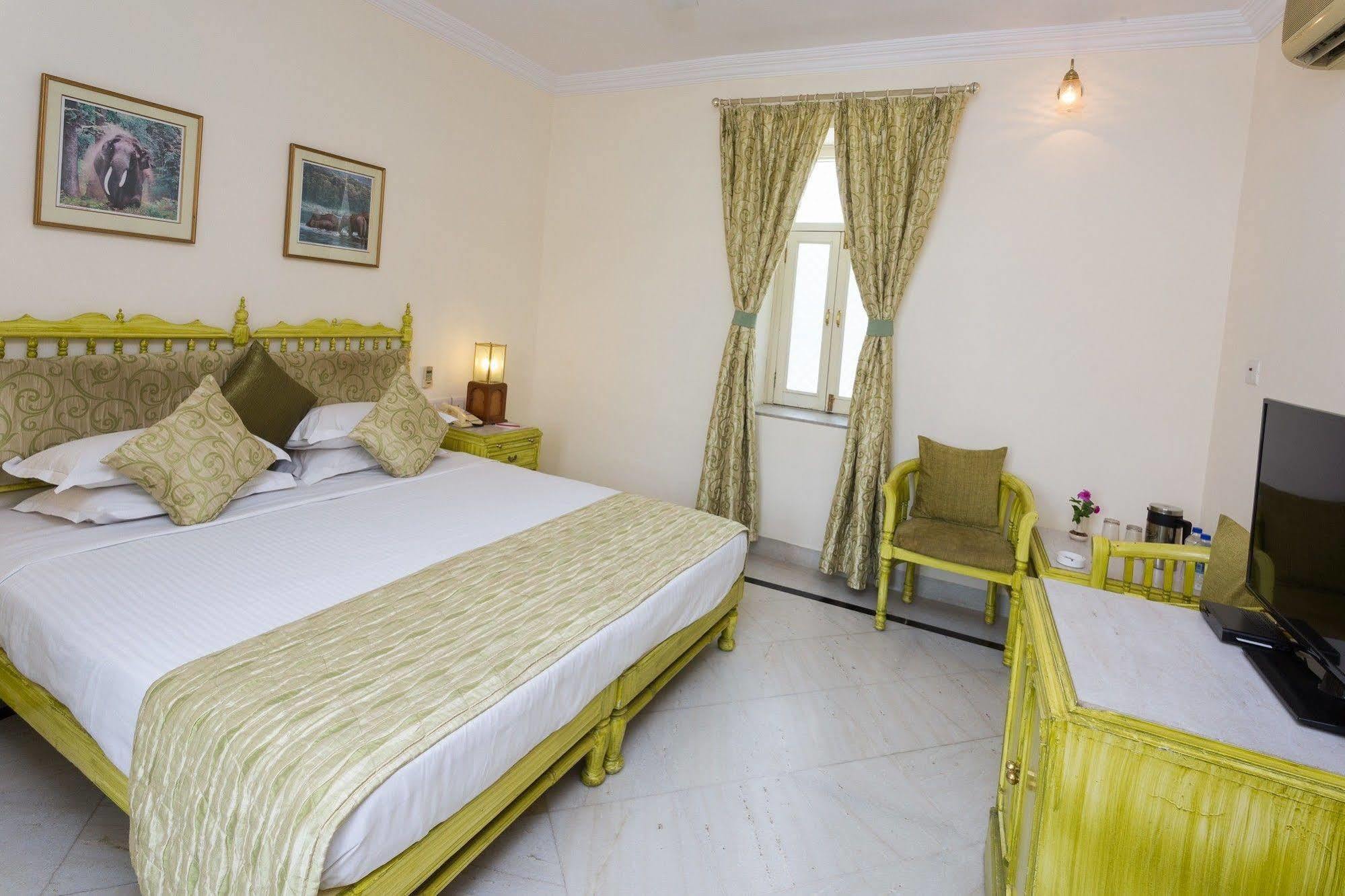Hotel Garden - Heritage By Hrh Group Of Udaipur